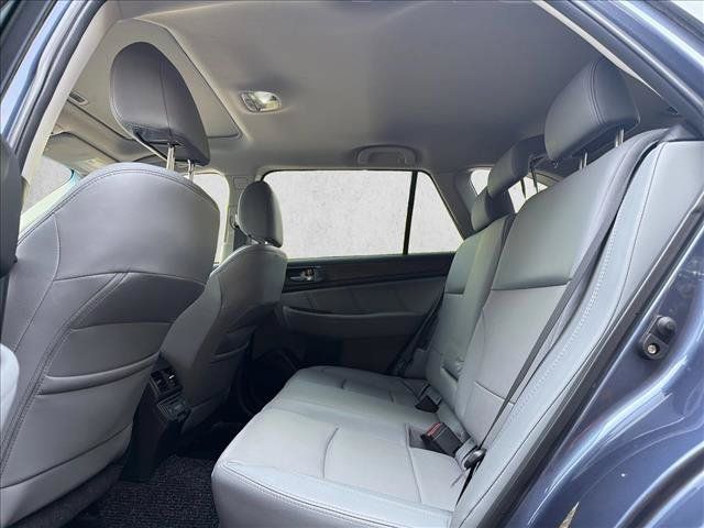 Used 2018 Subaru Outback 2.5i Limited AWD/4WD image 21