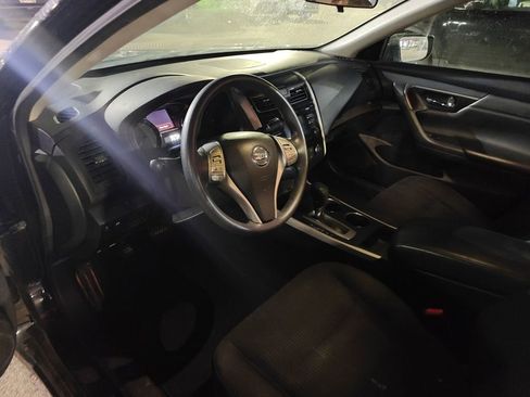 Used 2015 Nissan Altima 2.5 S w/ Special Edition Package image 8