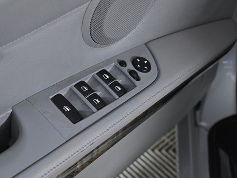 Used 2008 BMW 335i Convertible image 23