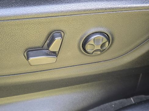 Used 2021 RAM 1500 Big Horn AWD/4WD image 21
