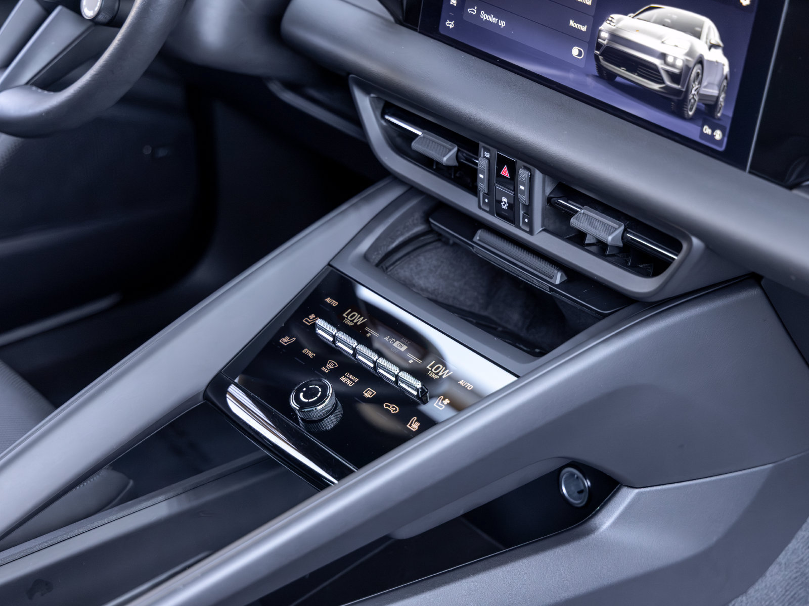 Certified 2025 Porsche Macan Electric RWD image 59