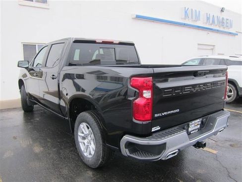 Used 2024 Chevrolet Silverado 1500 LT w/ Z71 Off-Road Package image 6