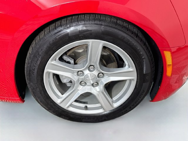 Used 2023 Chevrolet Camaro LT RWD image 29