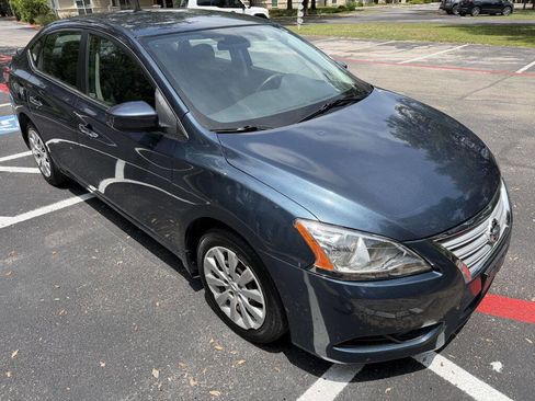 Used 2013 Nissan Sentra SV FWD image 7