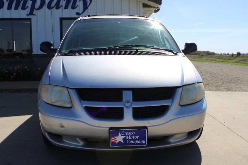 Used 2002 Dodge Grand Caravan Sport FWD image 2