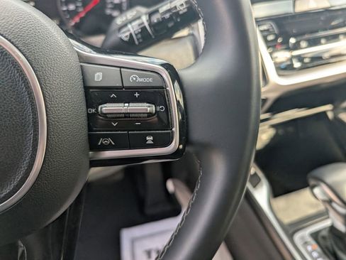 Used 2023 Kia Sorento X-Line EX AWD/4WD image 18