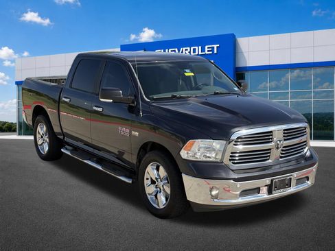 Used 2017 RAM 1500 Lone Star RWD image 10
