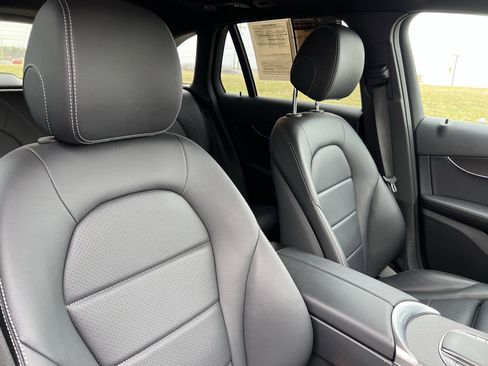 Certified 2021 Mercedes-Benz GLC 300 4MATIC image 35