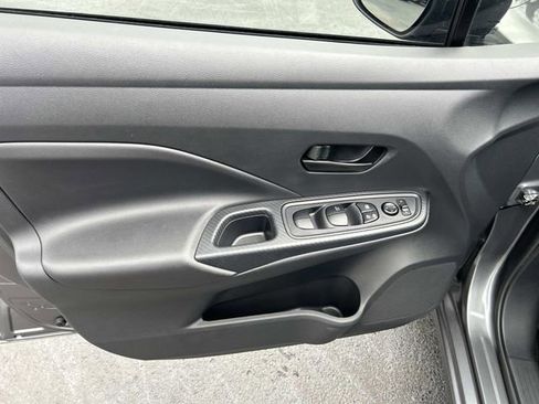 Used 2024 Nissan Versa S w/ S Plus Package image 18