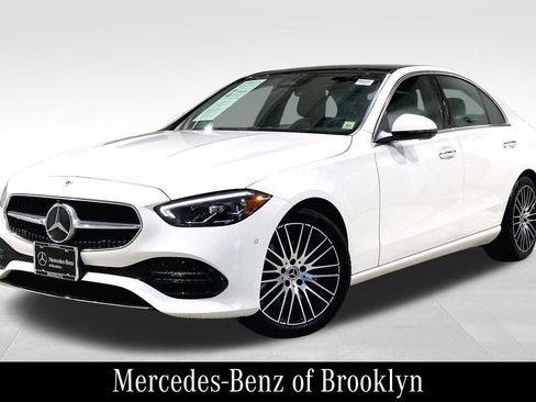 Used 2025 Mercedes-Benz C 300 4MATIC Sedan image 3