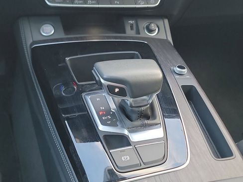 Used 2024 Audi Q5 2.0T Premium Plus image 17