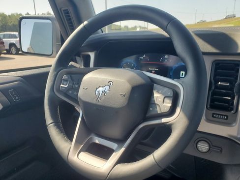 New 2025 Ford Bronco Badlands image 29