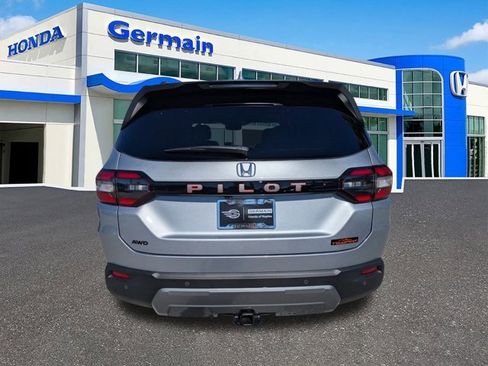 New 2026 Honda Pilot TrailSport image 4