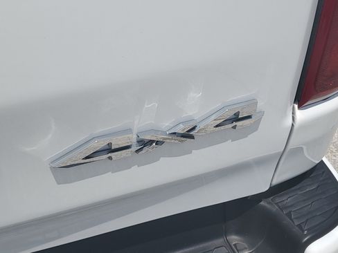 Used 2024 RAM 1500 Limited w/ Body Color Bumper Group image 9