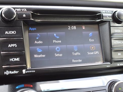 Used 2018 Toyota RAV4 XLE AWD/4WD image 23