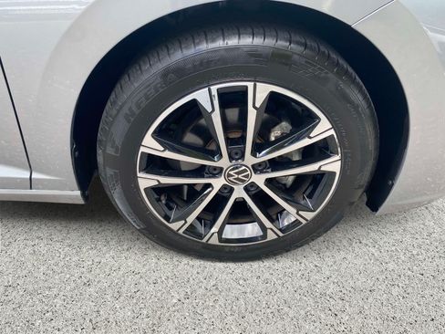 Certified 2023 Volkswagen Jetta Sport FWD image 32