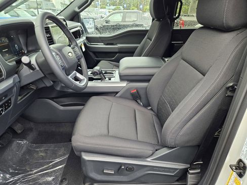 New 2026 Ford F150 XLT w/ Equipment Group 302A MID image 8