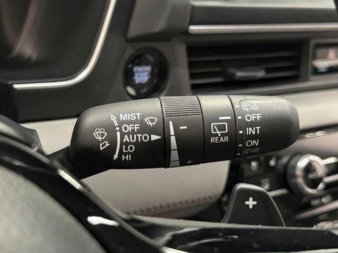 Used 2024 Honda Pilot Elite image 15