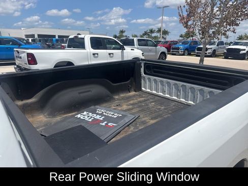 Used 2024 RAM 3500 Tradesman w/ Chrome Appearance Group AWD/4WD image 9