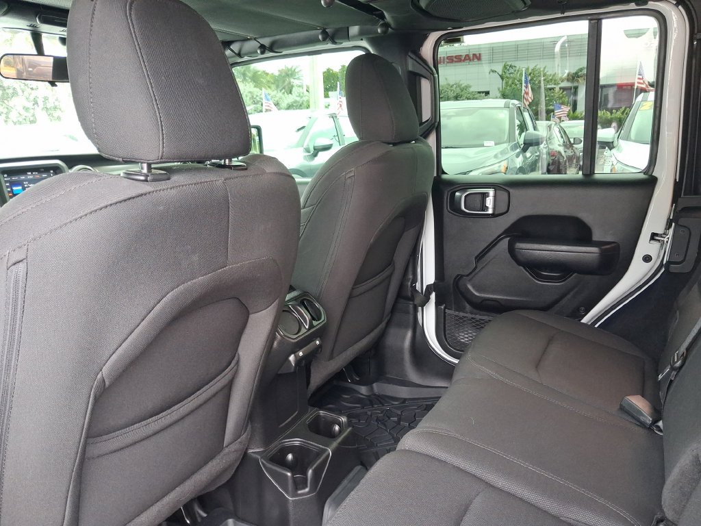 Used 2023 Jeep Wrangler Unlimited Sport AWD/4WD image 13