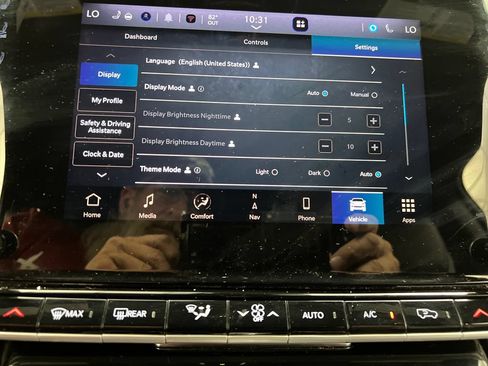 Used 2024 Jeep Wagoneer Series II w/ Flexible Seating Group AWD/4WD image 70