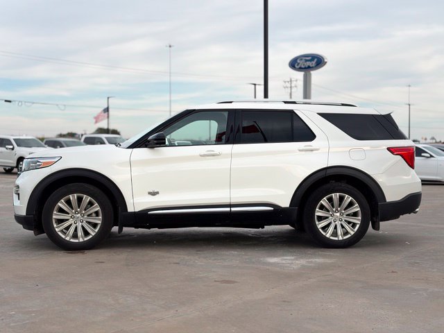 Used 2021 Ford Explorer King Ranch w/ Premium Technology Package AWD/4WD image 3