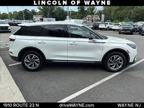 Certified 2023 Lincoln Corsair AWD image 9
