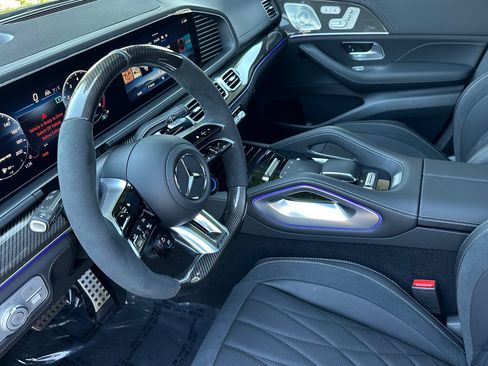 New 2026 Mercedes-Benz GLE 63 AMG S image 10