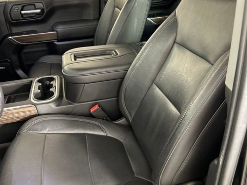 Used 2020 Chevrolet Silverado 1500 RST w/ Texas Edition image 13