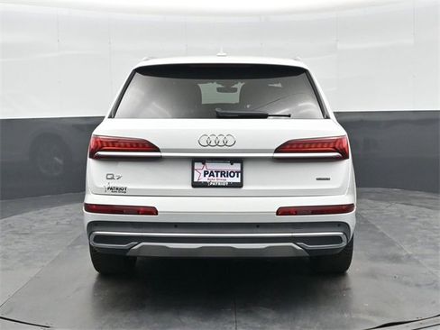 Used 2023 Audi Q7 3.0T Premium Plus image 5