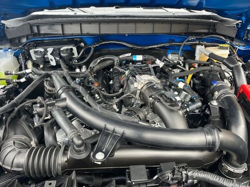 New 2025 Ford Bronco Badlands image 3