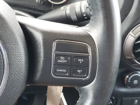 Used 2018 Jeep Wrangler Unlimited Sport S AWD/4WD image 20