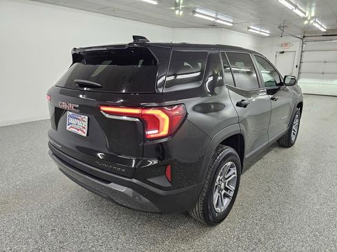 Used 2025 GMC Terrain Elevation AWD/4WD image 4