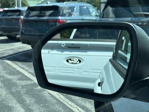 New 2025 Ford Explorer Active image 10