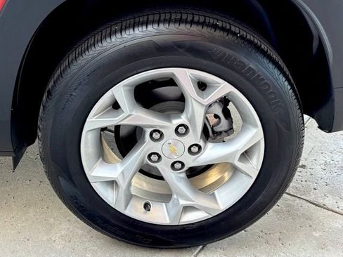 Used 2024 Chevrolet Trax LS w/ LS Convenience Package FWD image 29