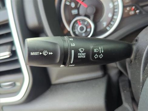 Used 2022 RAM 1500 Big Horn AWD/4WD image 14