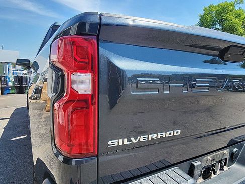 Used 2020 Chevrolet Silverado 1500 LT Trail Boss AWD/4WD image 10