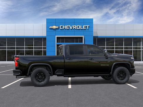 New 2026 Chevrolet Silverado 2500 ZR2 AWD/4WD image 5