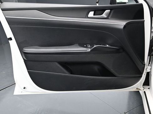 Used 2025 Kia K5 LXS image 17