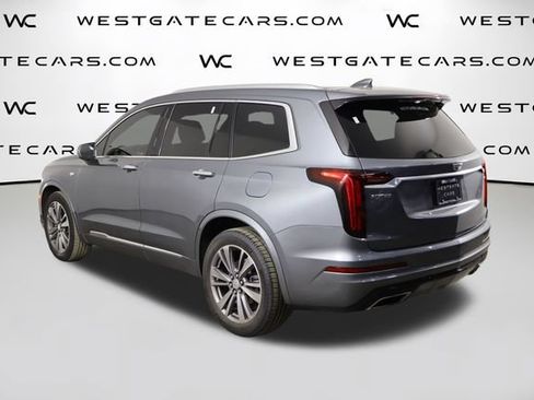 Used 2020 Cadillac XT6 Premium Luxury FWD image 48