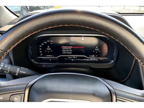 Used 2022 GMC Yukon AT4 w/ AT4 Premium Plus Package AWD/4WD image 20
