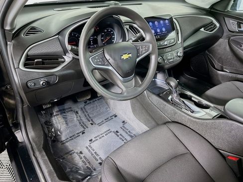 Used 2022 Chevrolet Malibu LS w/ Driver Confidence Package II image 9