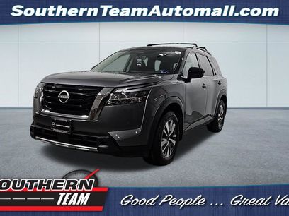 Used 2024 Nissan Pathfinder SL