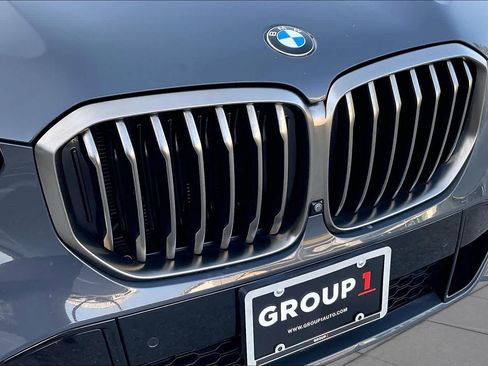 Used 2022 BMW X5 M50i w/ Parking Assistance Package AWD/4WD image 31