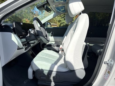 New 2026 Hyundai Ioniq 5 Limited image 13