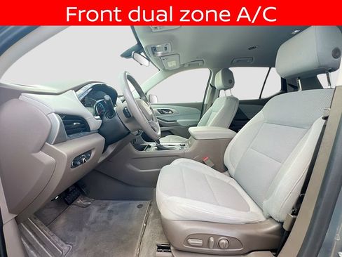 Used 2019 Chevrolet Traverse LT FWD image 16