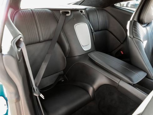 Used 2020 Aston Martin DB11 Coupe image 38