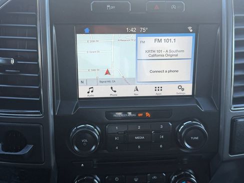 Used 2018 Ford F150 XLT w/ Equipment Group 302A Luxury image 21