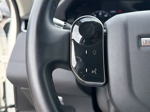 Used 2020 Land Rover Range Rover Evoque SE image 36