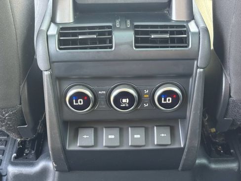 Used 2020 Land Rover Defender 110 AWD/4WD image 27